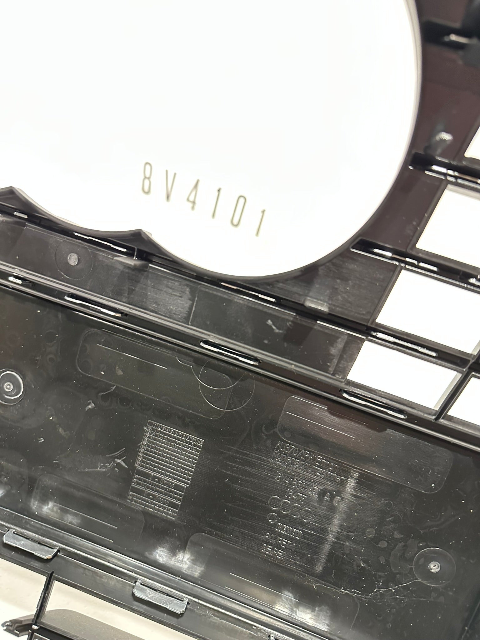 8V4 853 651 AC / 8V4 853 651 A A; 8V4 1 01; 68Audi A3 8V Facelift Kühlergrill Original 8V4 853 651 AC / 8V4 853 651 A A