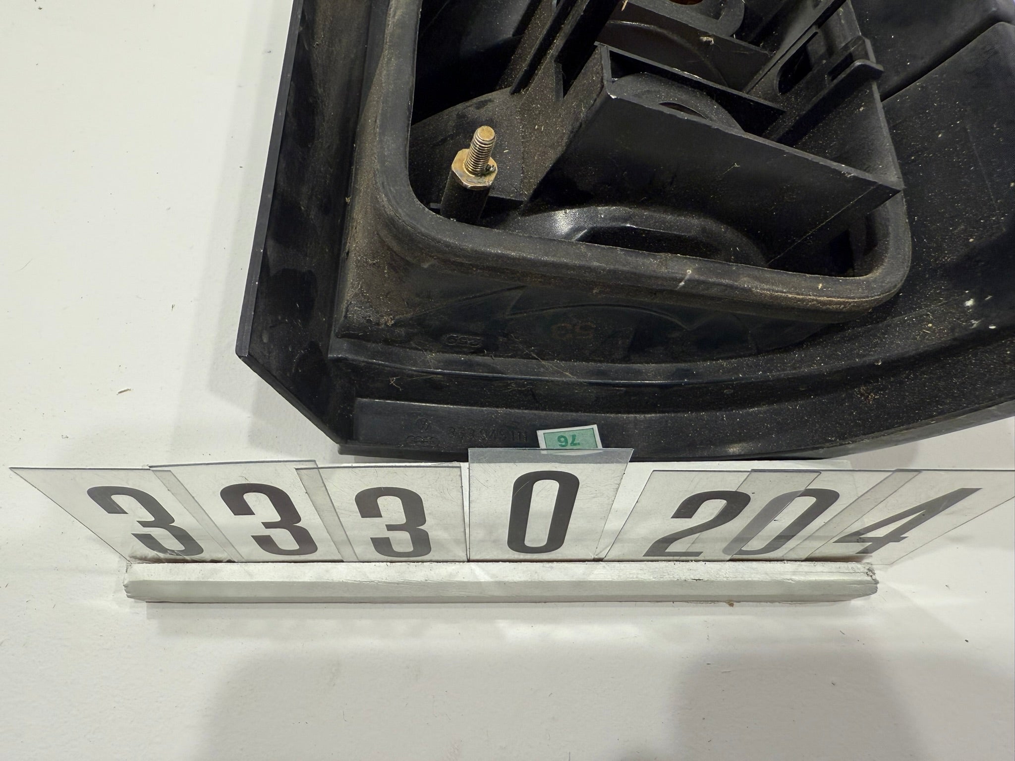 333945111; 333 2 04; 76 VW Passat 35i Variant Rückleuchte Links Außen