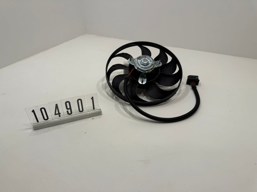 10481255; 104 9 01; 81 AUDI A3 8L AB ATEC ELEKTRO-KÜHLER-LÜFTER-RAD
