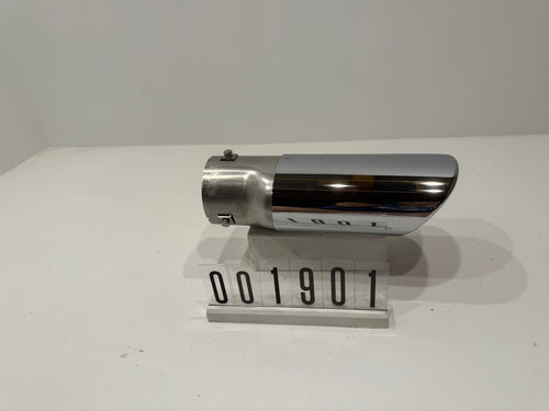 001 9 01; 87 Opel Omega B Limousine Auspuffblende