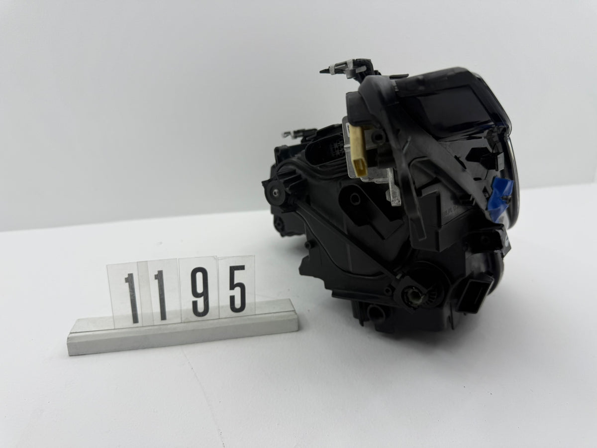 5H1941060A, 1196, VW Golf VIII GTI Rechts Scheinwerfer Headlight