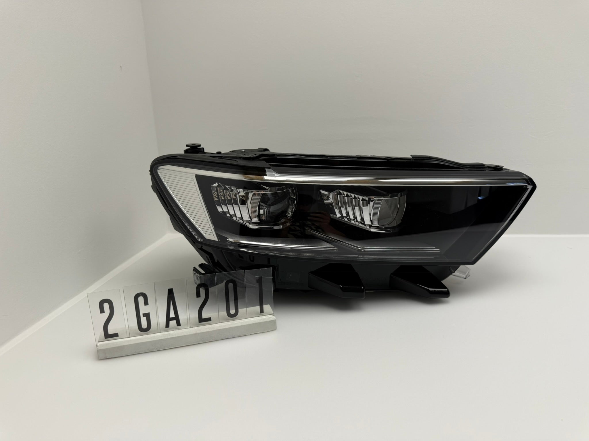 2GA941774; 2GA 941 774; 92 Volkswagen VW T-Roc A1  Facelift Led Rechts; Frontscheinwerfer