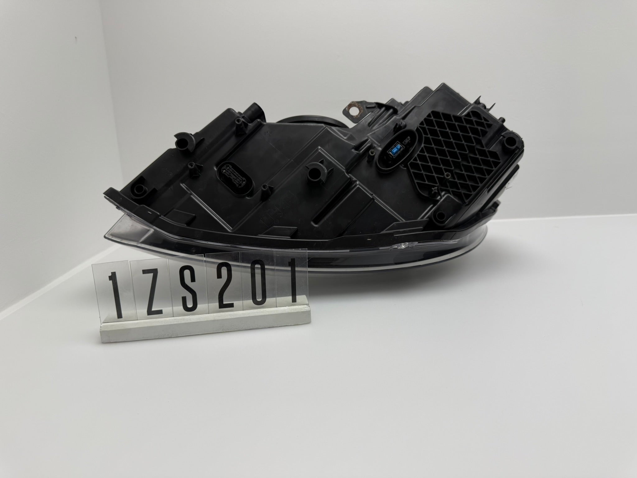 1ZS 009 902-78; 1ZS 2 01; 91  VW Golf VI (5K1) Bi-Xenon PY21W Frontscheinwerfer Rechts