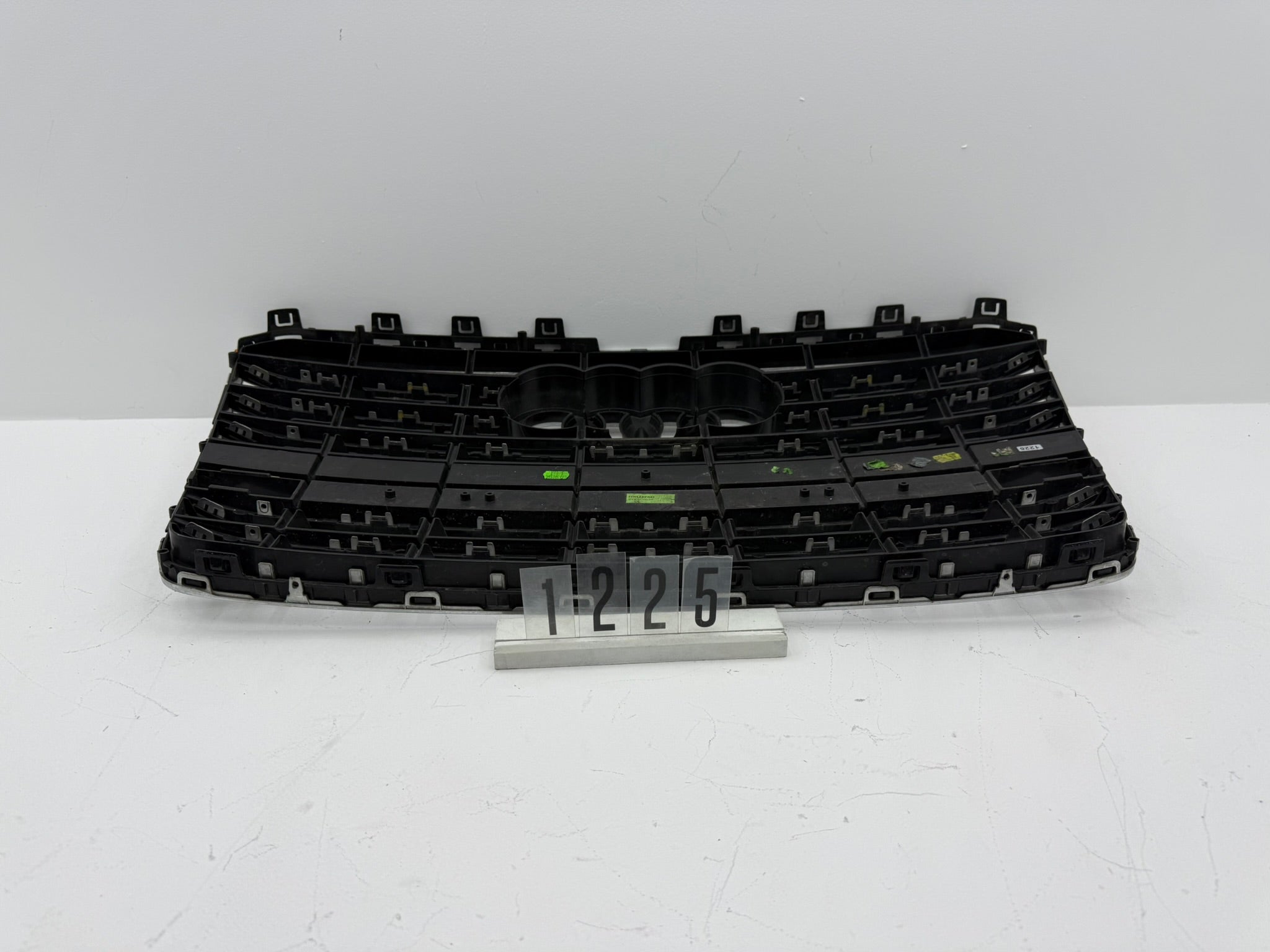 4H0853651AA, 1225, Original Kühlergrill AUDI A8 D4 4H LIFT
