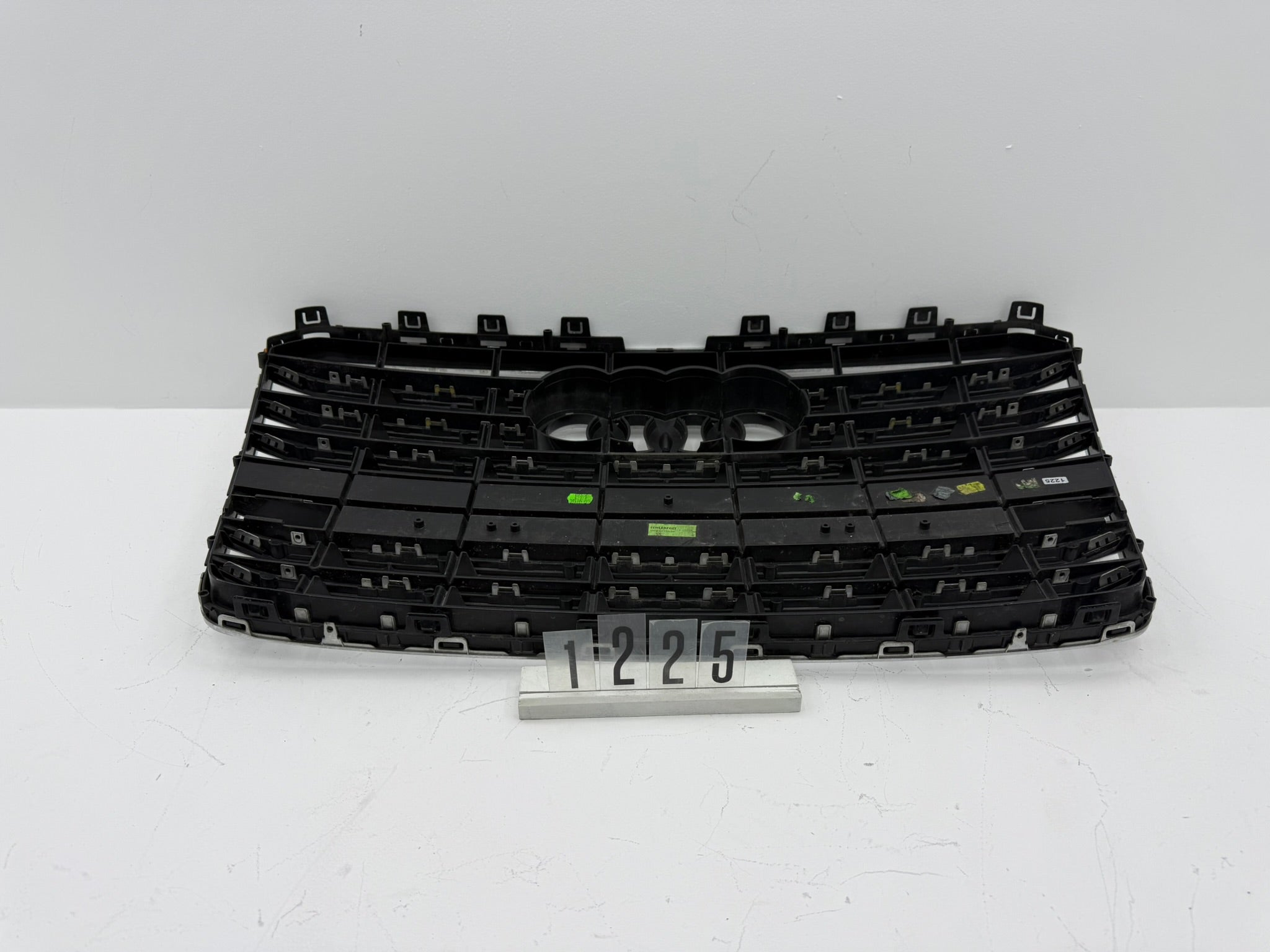 4H0853651AA, 1225, Original Kühlergrill AUDI A8 D4 4H LIFT