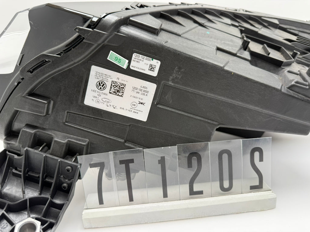 7T1.941.036.A; 7T1 2 02; 95 VW T7 SCHEINWERFER RECHTS