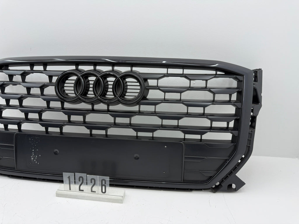 81A853651, 1226, AUDI Q2 81A Kühlergrill ORIGINAL